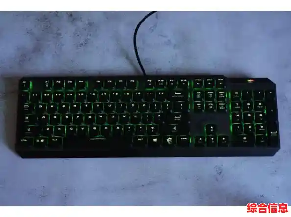 机械键盘灯光切换操作_机械键盘怎么切换灯光特效