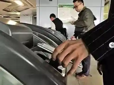 玩转手机NFC：一步步教你如何设置与日常便捷使用