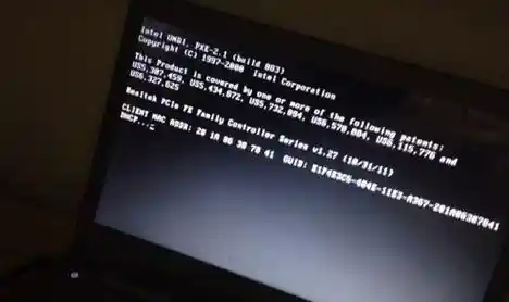 突发电脑黑屏不必慌!实用自救技巧与故障排除方法 突发电脑黑屏不必慌!实用自救技巧与故障排除方法