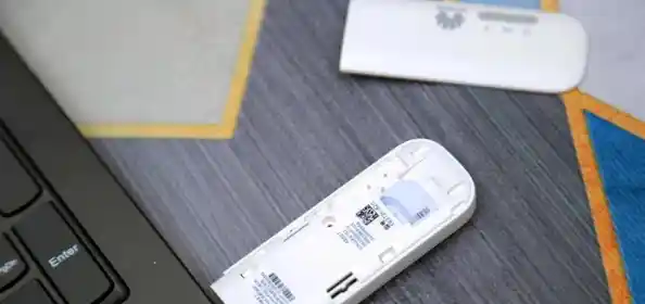 小米随身WiFi:便携高速上网,随时随地畅享无线网络新体验 小米随身WiFi:便携高速上网,随时随地畅享无线网络新体验